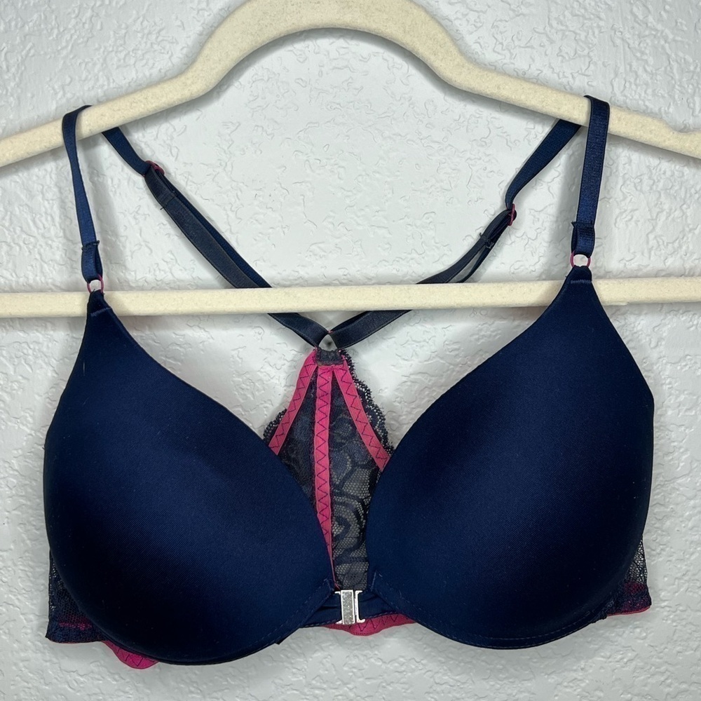D01.9 Art Intimates Racerback Lace Bra 34D
